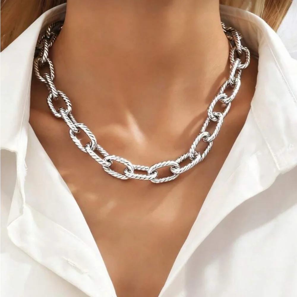 Lumiere Fine Silver Chain Necklace - Picture 2 of 4